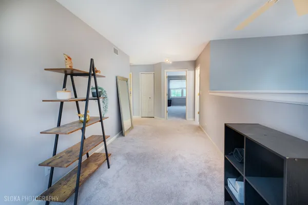 $275,000 | 229 Spring Point Drive, Carpentersville, IL 60110