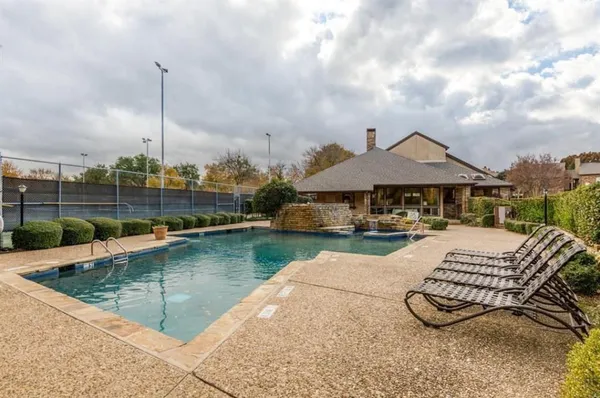 $159,000 | 2103 Horizon Trail, Unit 3812, Arlington, TX 76011