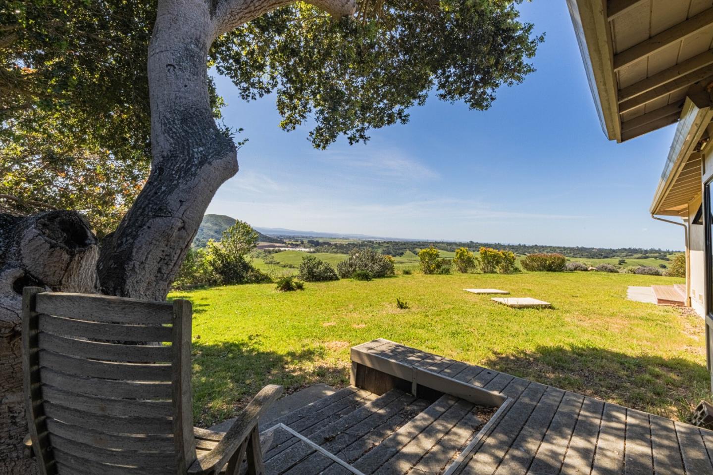 169 Old Stage Road Salinas, CA 93908 - Photo 26 of 39