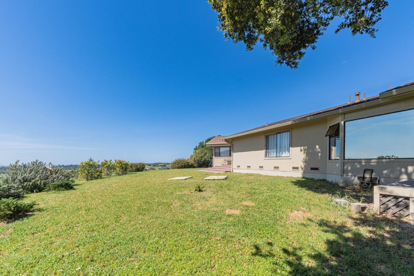 169 Old Stage Road Salinas, CA 93908 - Photo 27 of 39