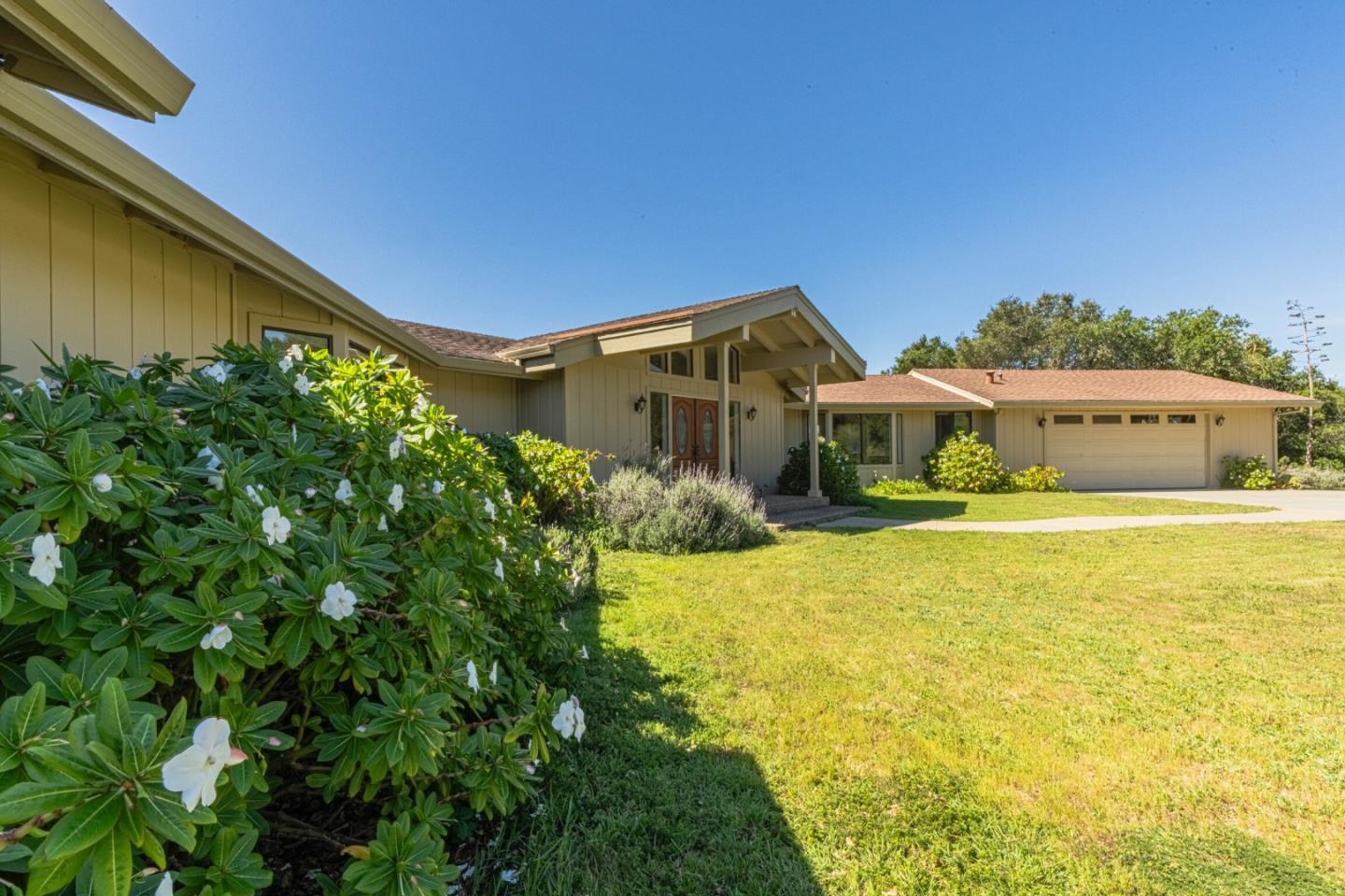 169 Old Stage Road Salinas, CA 93908 - Photo 10 of 39