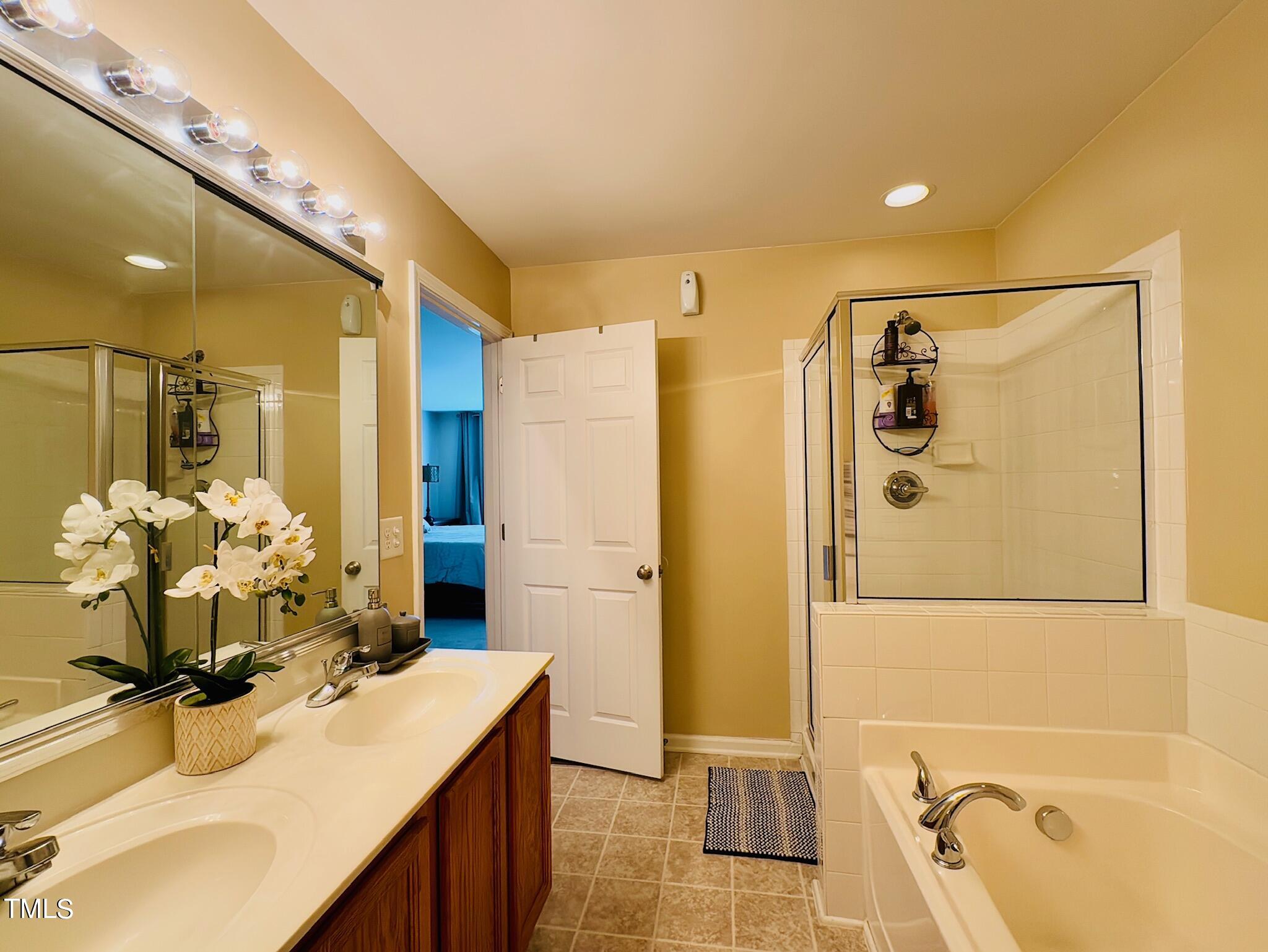 11720 Coppergate Drive, Unit 102 Raleigh, NC 27614 - Photo 15 of 18 16