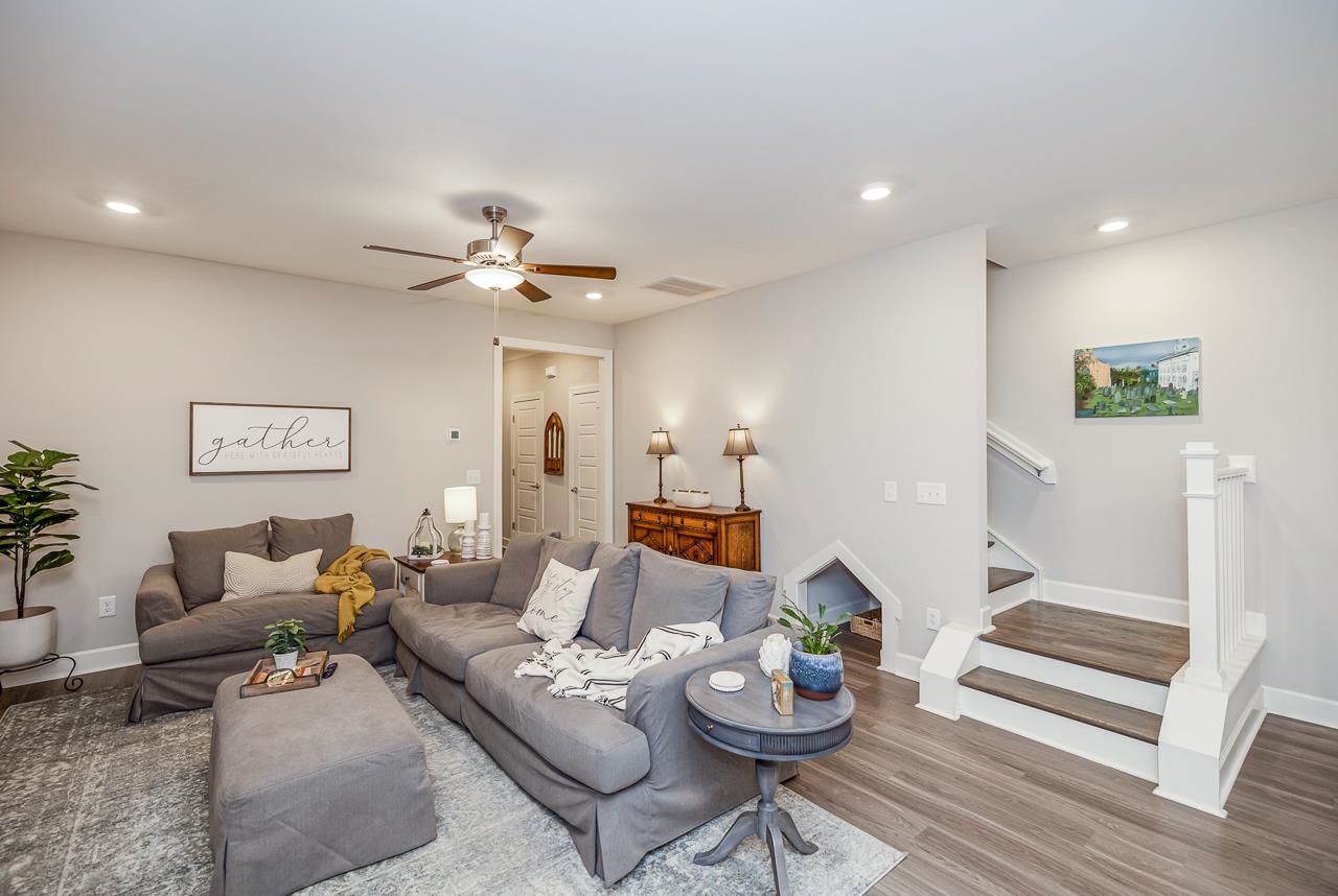 12 Jaycee Court Greenville, SC 29607 - Photo 4 of 33 Gallery Image 4