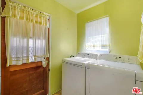 $618,000 | 8106 Normandie Avenue, Los Angeles, CA 90044