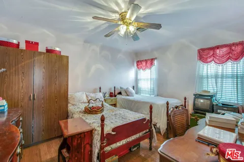 $618,000 | 8106 Normandie Avenue, Los Angeles, CA 90044