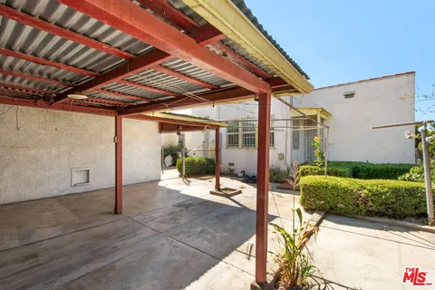 $618,000 | 8106 Normandie Avenue, Los Angeles, CA 90044