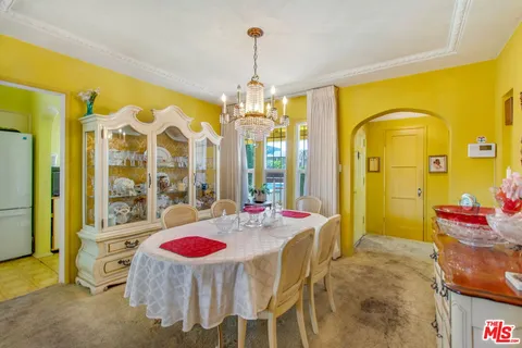 $618,000 | 8106 Normandie Avenue, Los Angeles, CA 90044