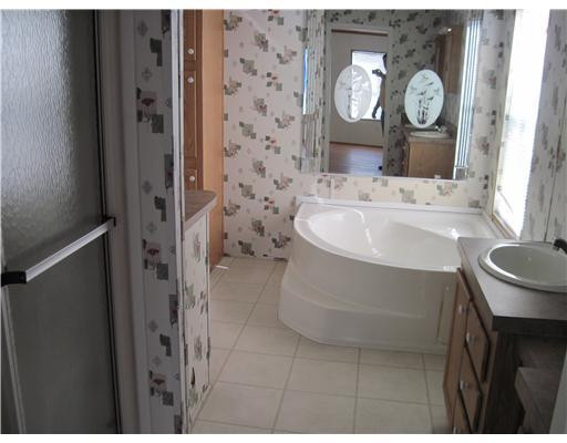 22867 Cascade Road Boca Raton, FL 33428 - Photo 7 of 12 Master Bath/Spa