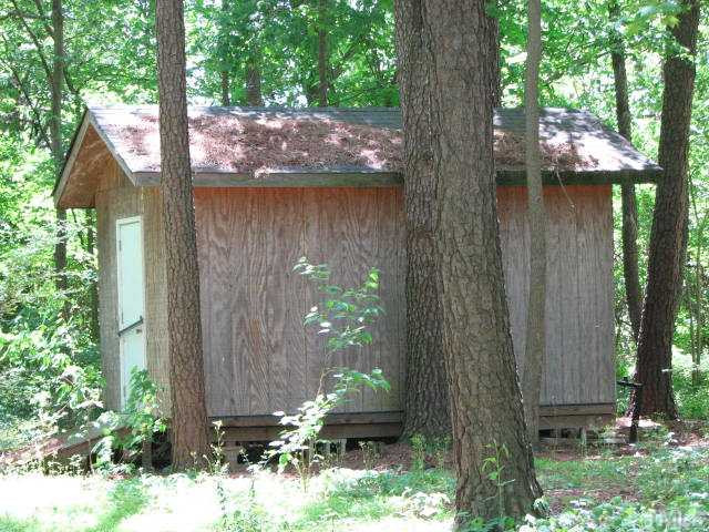 3037 Woods Place Raleigh, NC 27607 - Photo 6 of 7 Photo 6