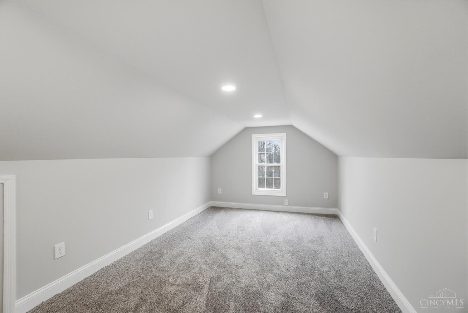 5603 Horseshoe Bend Road Hamilton, OH 45011 - Photo 16 of 24 Gallery Image 16