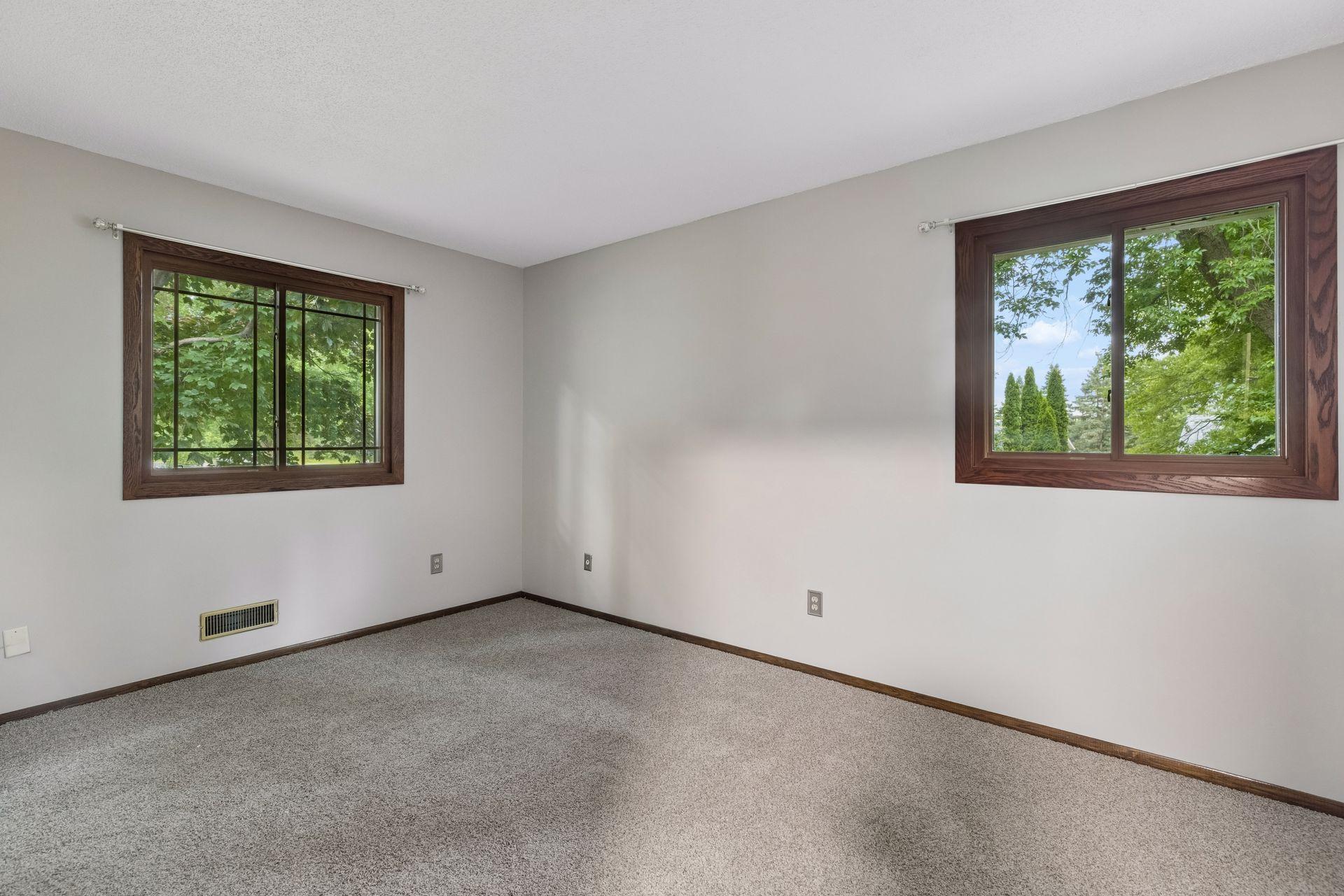 6966 Inskip Avenue South Cottage Grove, MN 55016 - Photo 23 of 56