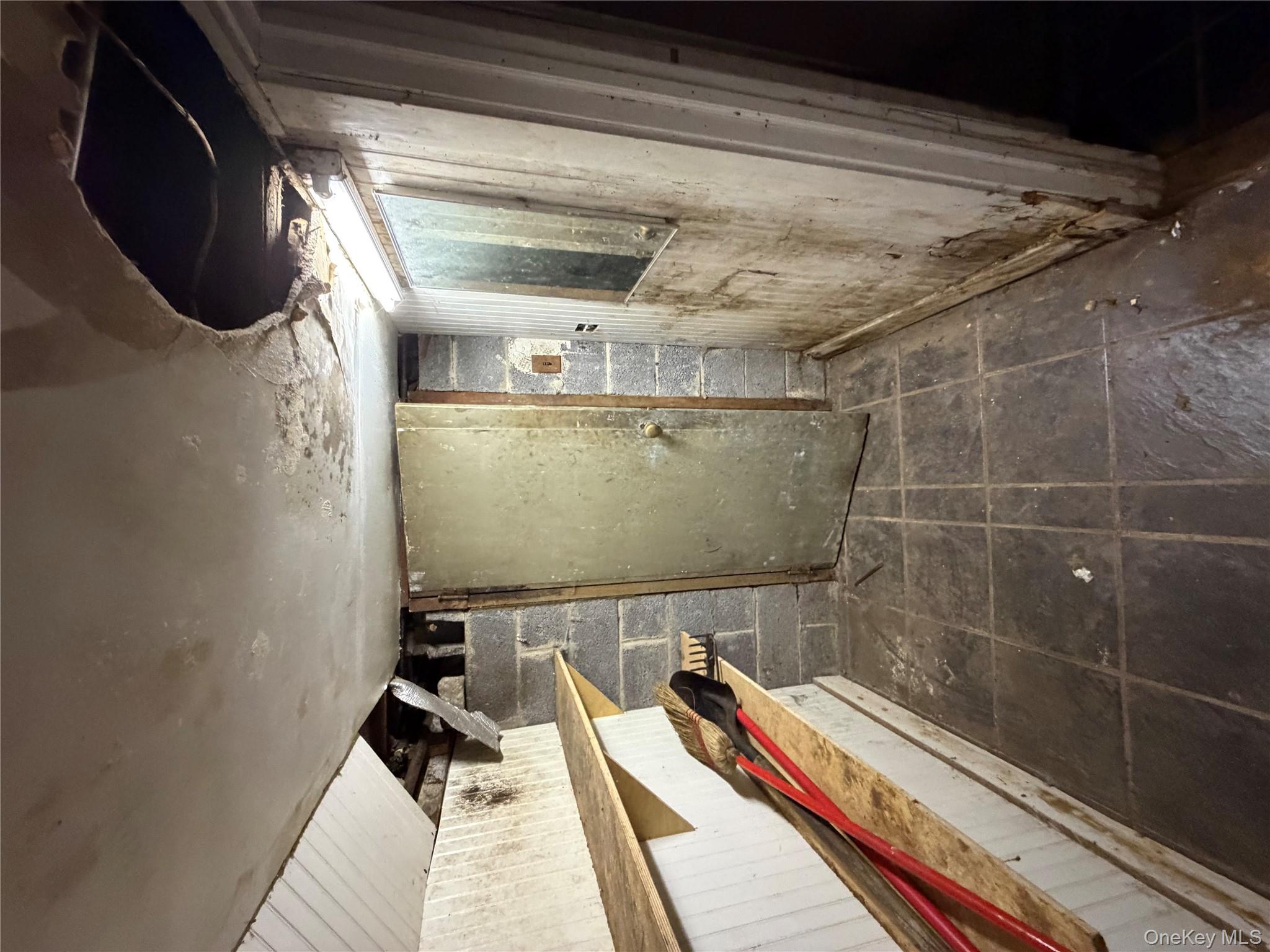 244 Tibbetts Road Yonkers, NY 10705 - Photo 25 of 28 a view of bathroom