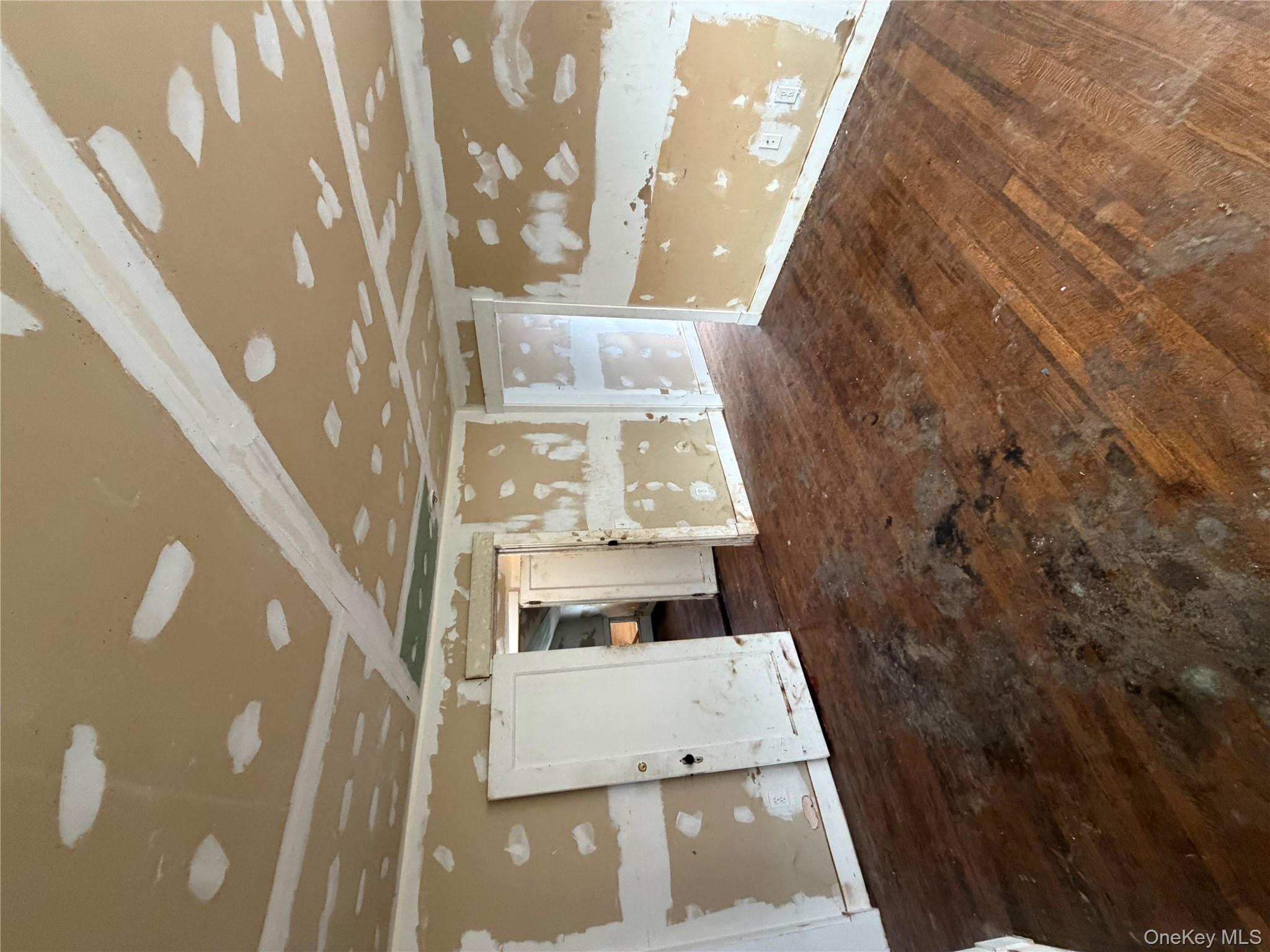 244 Tibbetts Road Yonkers, NY 10705 - Photo 3 of 28 a view of an empty room