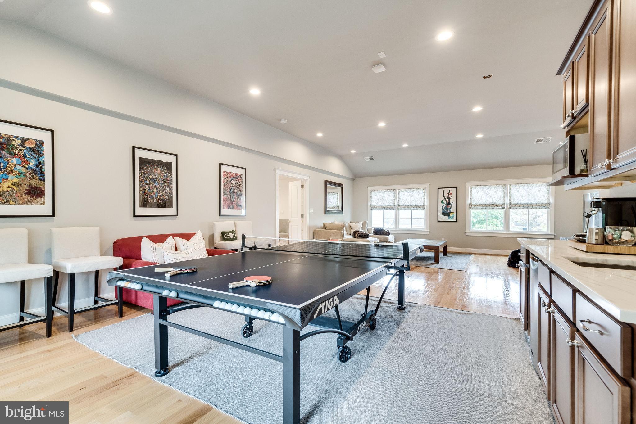 6221 Arkendale Road Alexandria, VA 22307 - Photo 44 of 60 a living room with lots of furniture and window