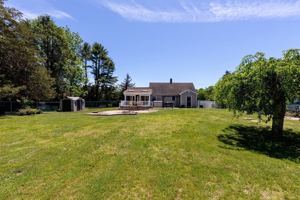 189 Blackmore Pond Road Wareham, MA 02576 - Photo 30 of 41