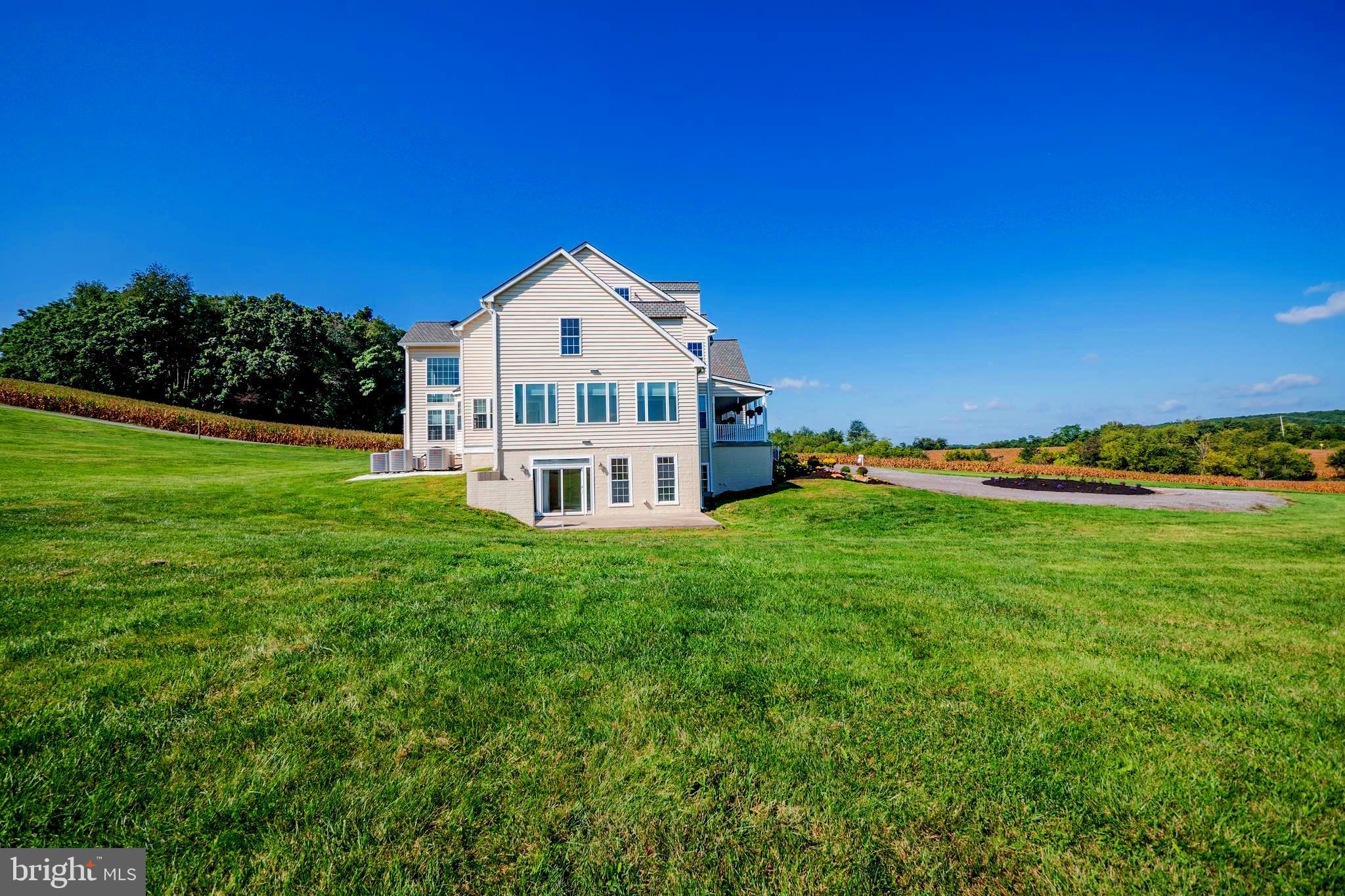 12763 Liberty Road Mount Airy, MD 21771 - Photo 8 of 98