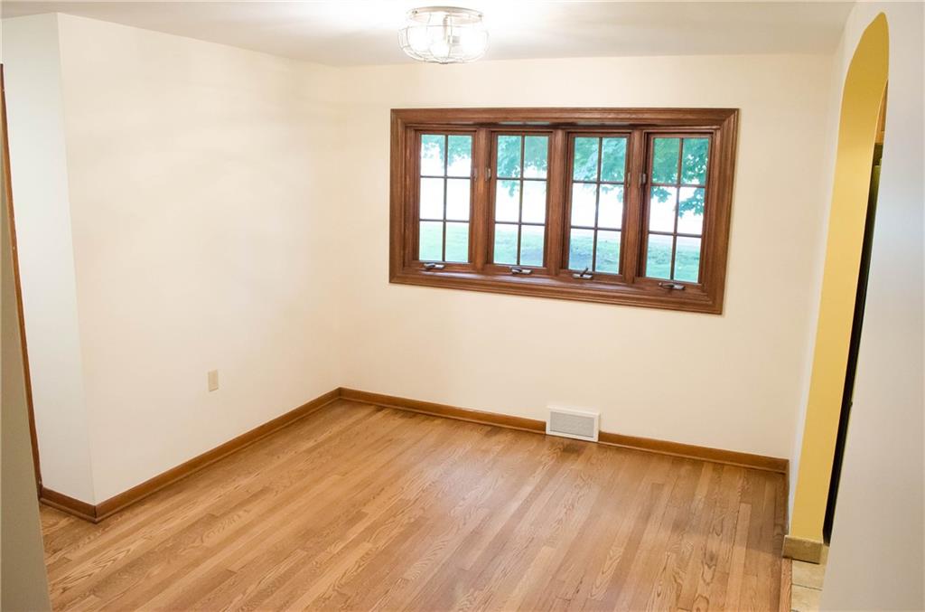 4078 Patterson Road Aliquippa, PA 15001 - Photo 5 of 25 Gallery Image 5