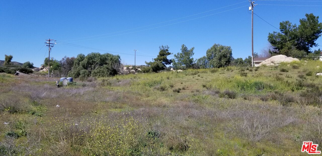 35435 Twin Willow Road Murrieta, CA 92563 - Photo 12 of 36