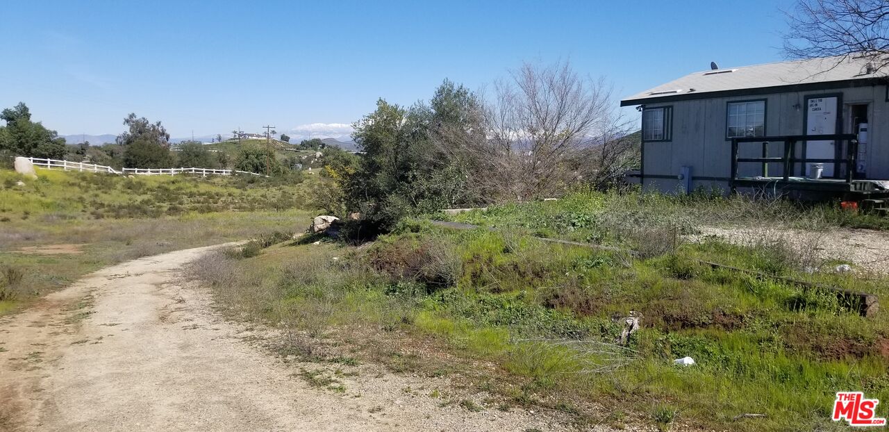 35435 Twin Willow Road Murrieta, CA 92563 - Photo 21 of 36