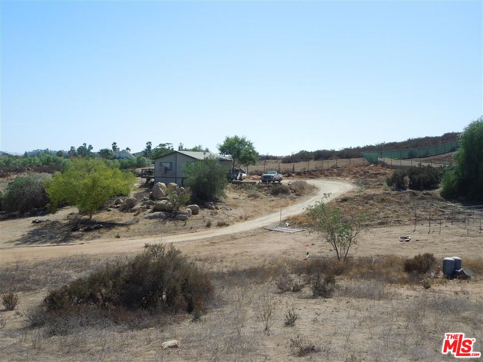 35435 Twin Willow Road Murrieta, CA 92563 - Photo 4 of 36