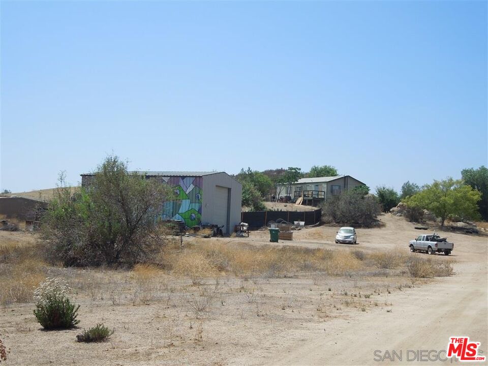 35435 Twin Willow Road Murrieta, CA 92563 - Photo 5 of 36