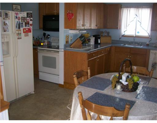 32 Woonsocket Hill Road North Smithfield, RI 02896 - Photo 3 of 11 Kitchen.