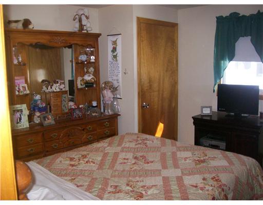 32 Woonsocket Hill Road North Smithfield, RI 02896 - Photo 5 of 11 Bedroom.