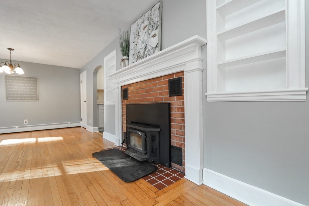 449 Springfield Street Wilbraham, MA 01095 - Photo 8 of 42 Gallery Image 8