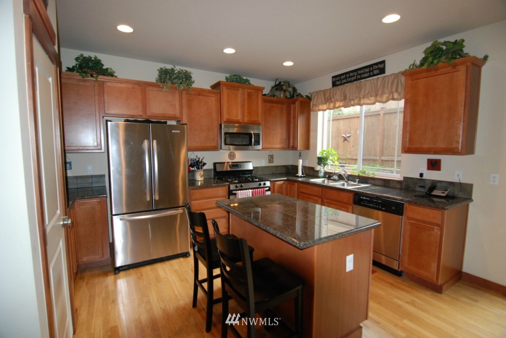 16519 42nd Avenue Southeast Bothell, WA 98012 - Photo 10 of 23 Gallery Image 10