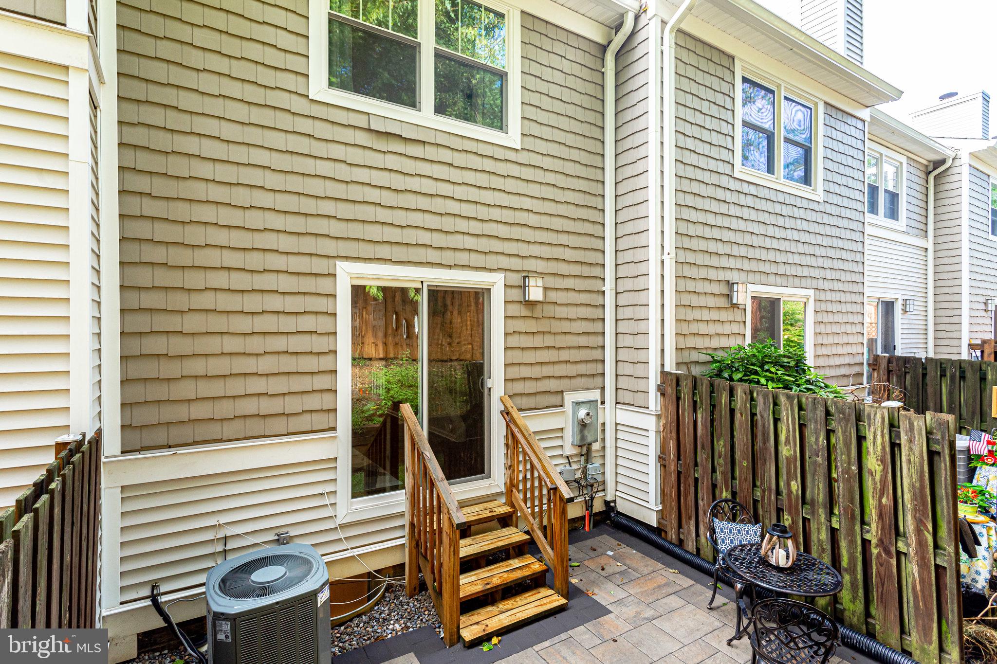 3853 9th Road South Arlington, VA 22204 - Photo 27 of 32 Private patio