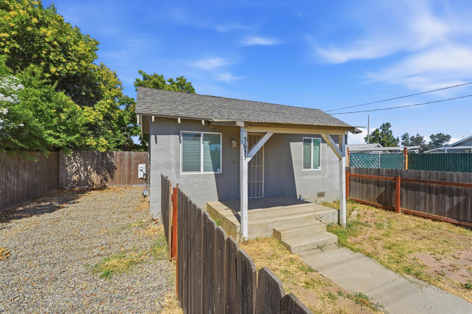 5631 Tully Road Modesto, CA 95356 - Photo 2 of 40