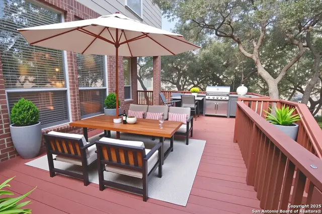 a outdoor view with a sitting space