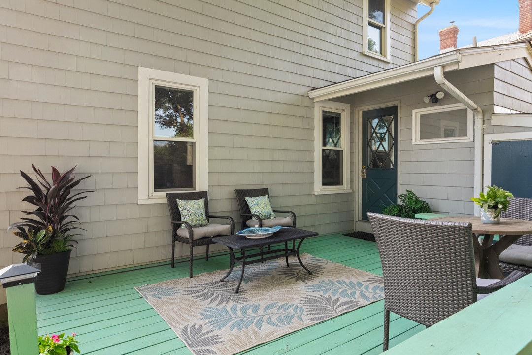 72 Bay Road Barrington, RI 02806 - Photo 7 of 25 Gallery Image 7