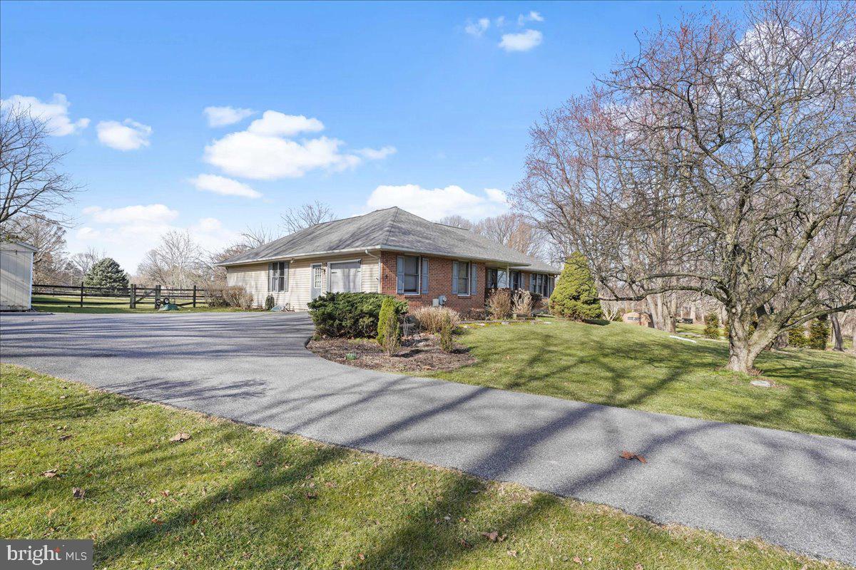 4 Dingee Road West Grove, PA 19390 - Photo 3 of 38 Gallery Image 3