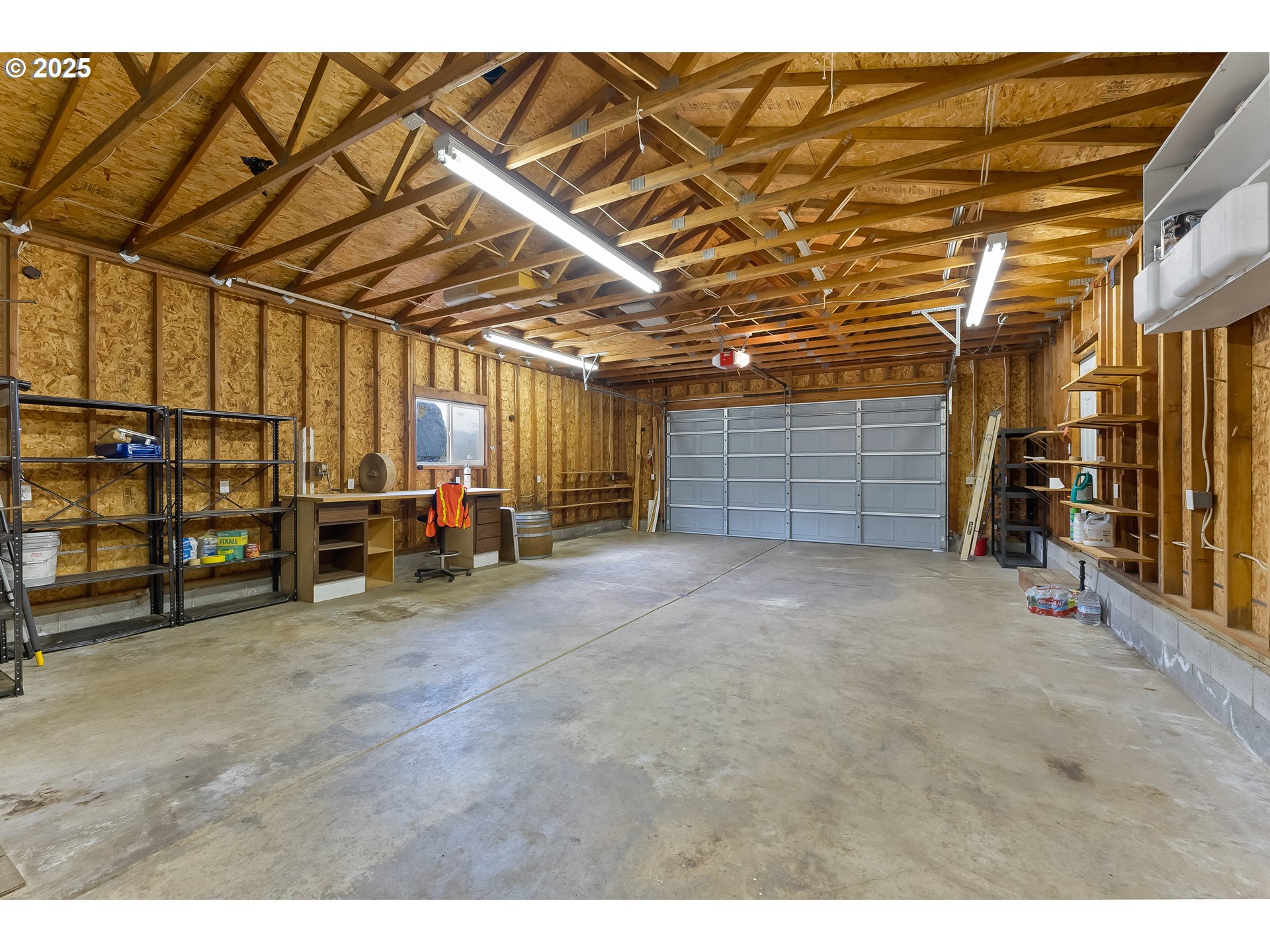 1183 Lookingglass Road Roseburg, OR 97471 - Photo 34 of 47 a view of a room with gym equipment