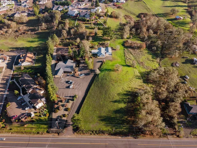 $429,000 | 1183 Lookingglass Road, Roseburg, OR 97471