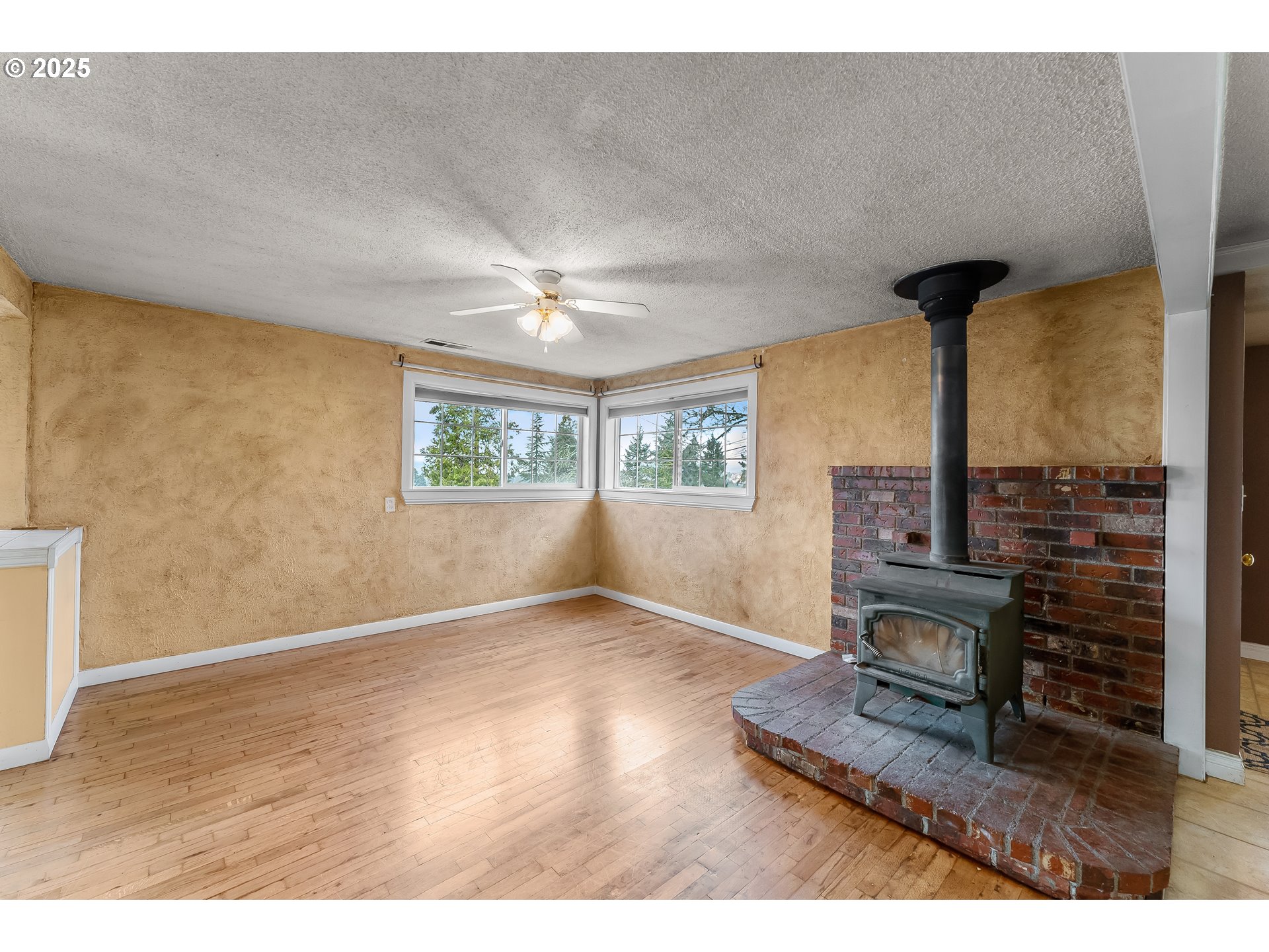 1183 Lookingglass Road Roseburg, OR 97471 - Photo 8 of 47 a view of an empty room with a window