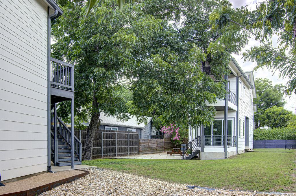 2406 East 16th Street Austin, TX 78702 - Photo 39 of 39 a view of a house with a backyard