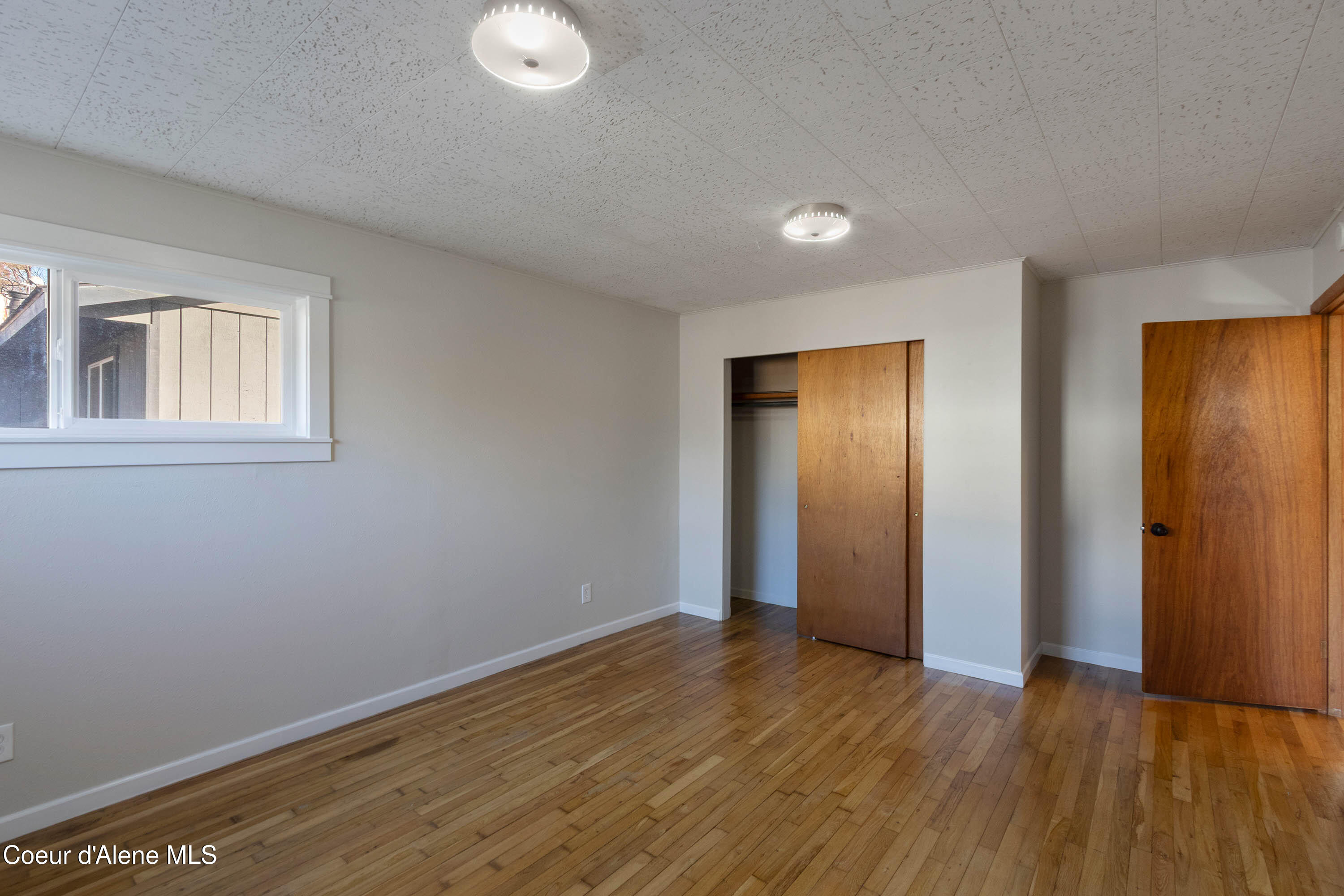 218 South 2nd Avenue Sandpoint, ID 83864 - Photo 12 of 22 IMG_2433