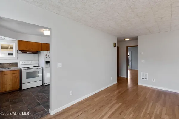 $470,000 | 218 South 2nd Avenue, Sandpoint, ID 83864