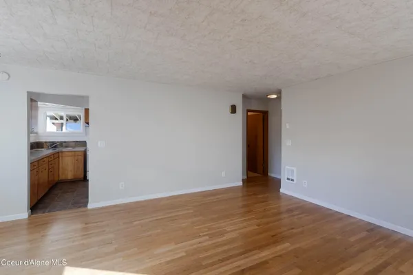 $470,000 | 218 South 2nd Avenue, Sandpoint, ID 83864