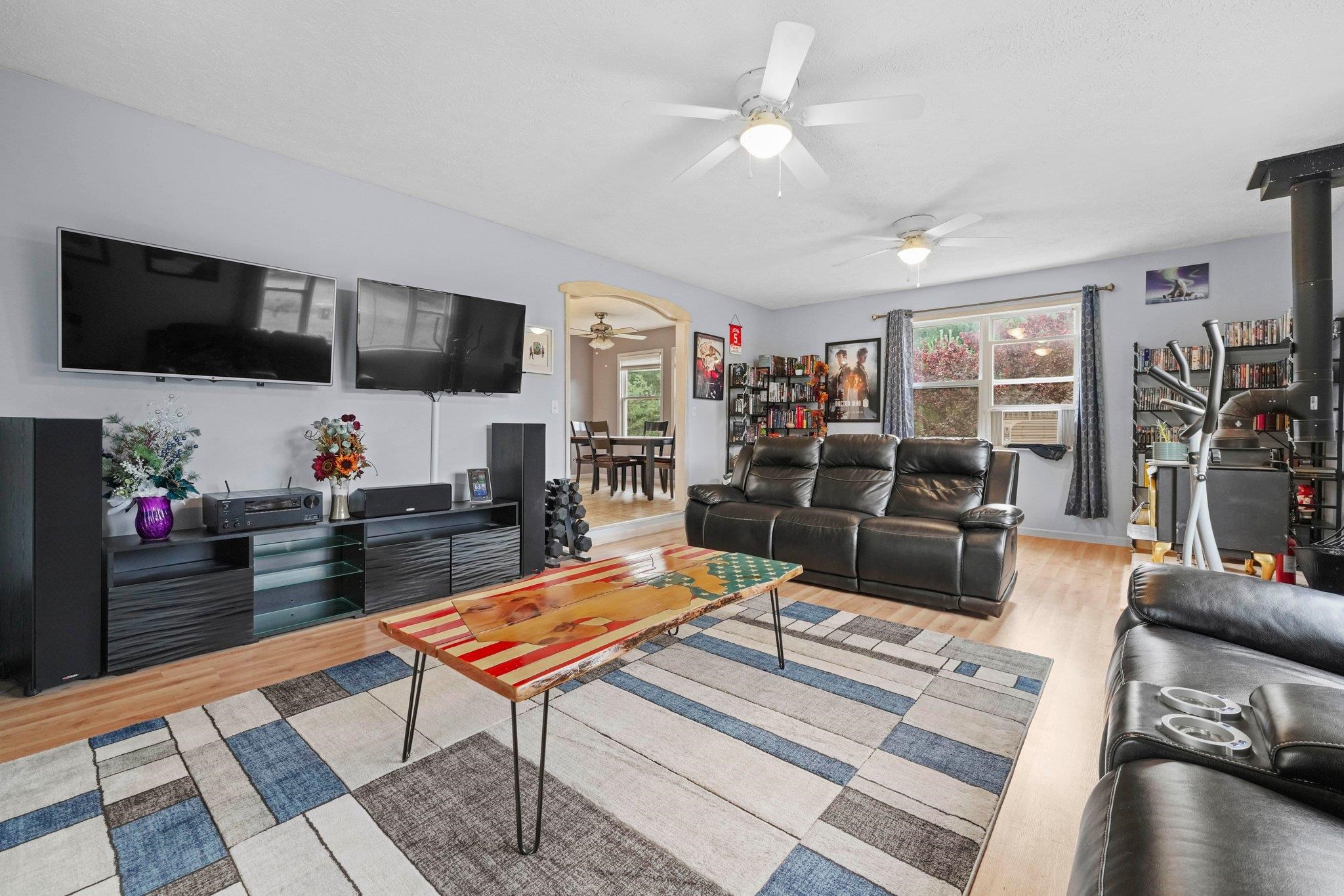 17272 Fewins Road Interlochen, MI 49643 - Photo 11 of 30 1925180-3c94235b-0717-458d-ace9-eb3afafcf7c5.JPG