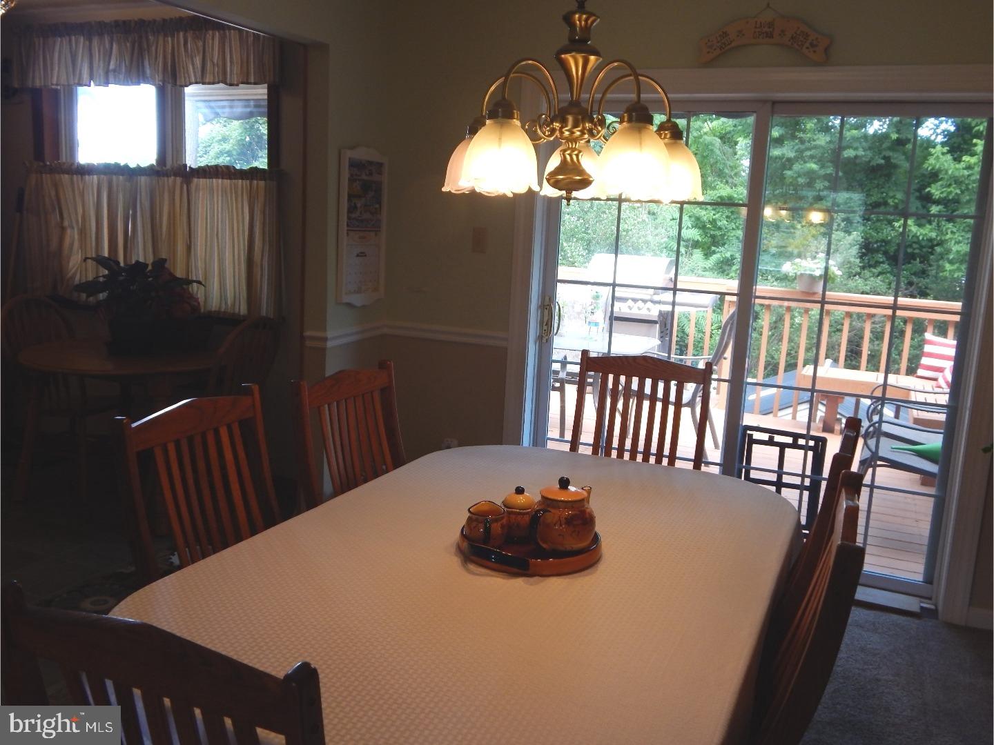 11814 Basile Road Philadelphia, PA 19154 - Photo 5 of 20 Dining Room