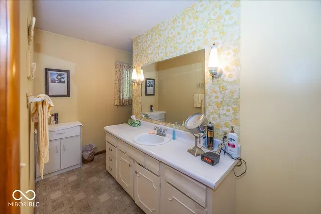 $1,680,000 | 9001 South Co Road 700 West, Daleville, IN 47334