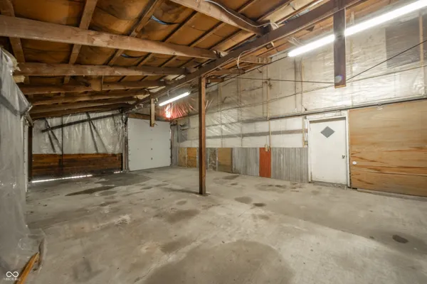 $1,680,000 | 9001 South Co Road 700 West, Daleville, IN 47334