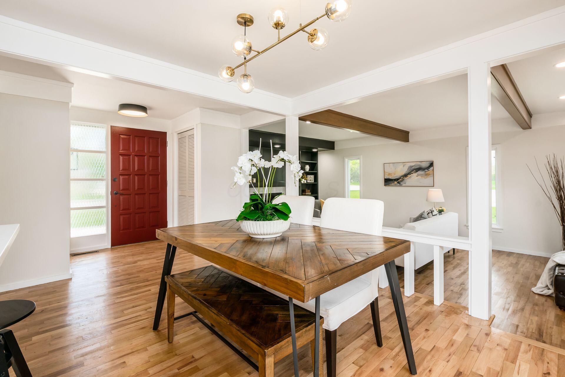 2228 McCoy Road Upper Arlington, OH 43220 - Photo 4 of 48 Dining Room