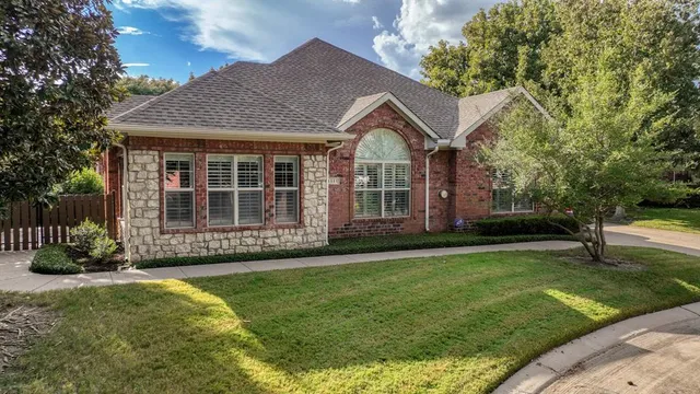 $445,000 | 3101 Camellia Rose Drive, Unit 1111, Fort Worth, TX 76116