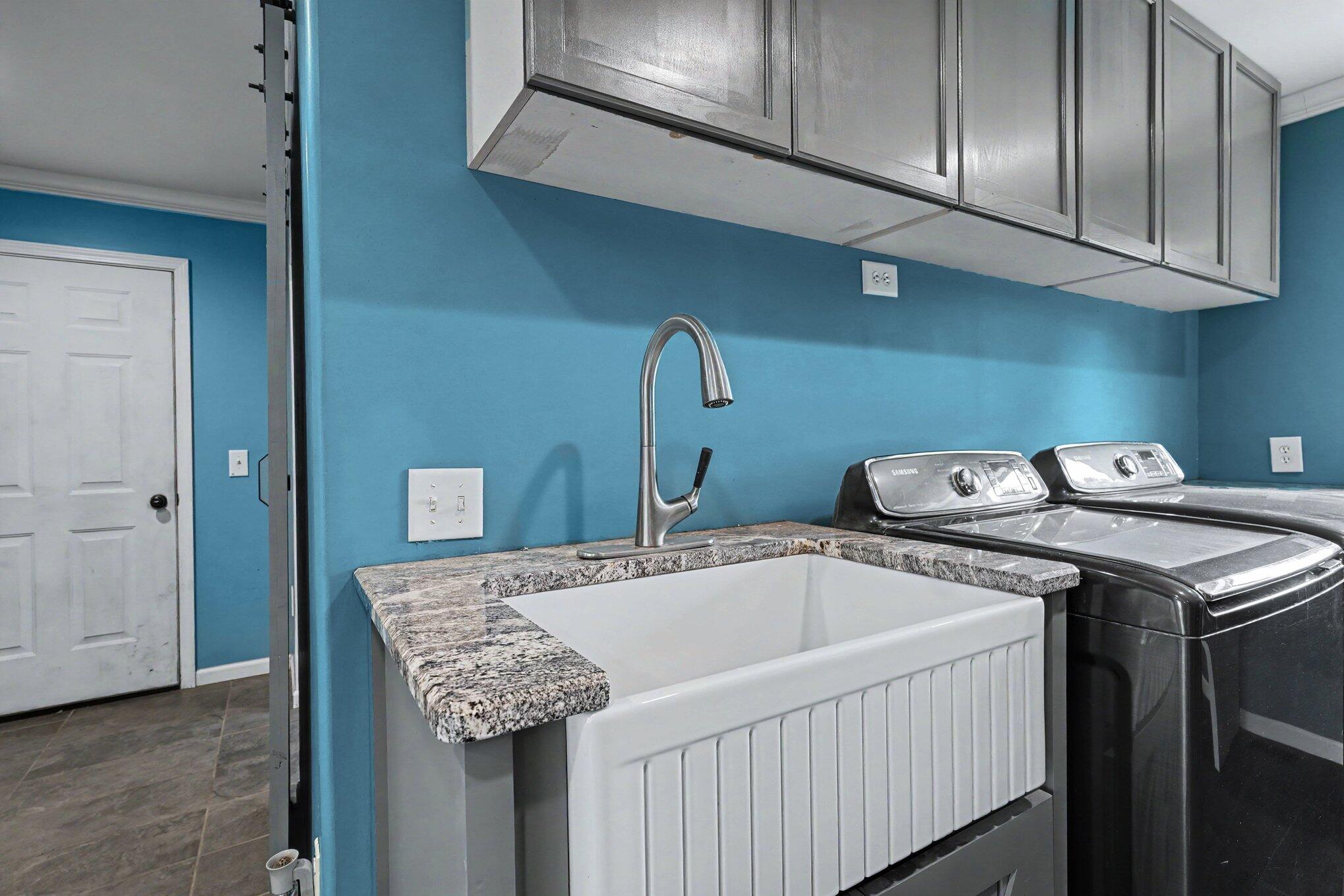 6129 Old State Road North Branch, MI 48461 - Photo 22 of 29 023-Laundry Room