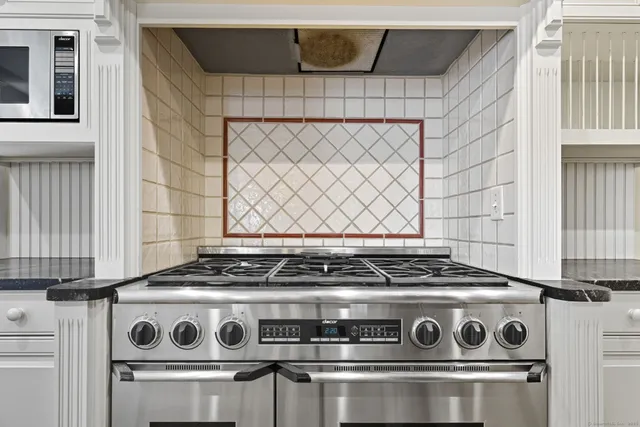 $1,765,000 | 70 Sill Lane, Old Lyme, CT 06371