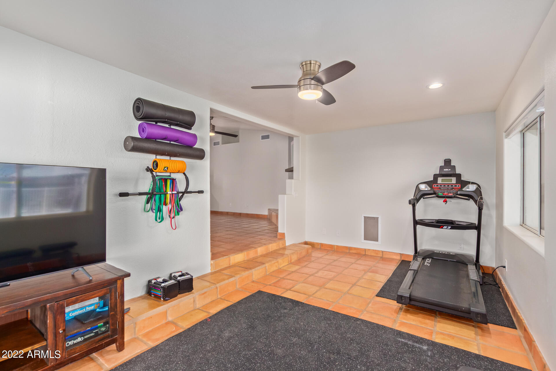 1503 East Cloud Road Phoenix, AZ 85086 - Photo 7 of 39 0010-10-Cloud